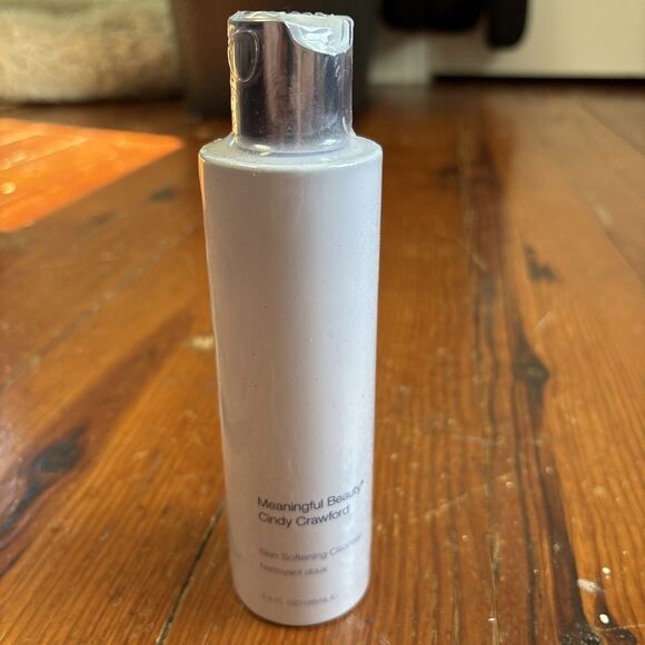 Meaningful Beauty Skin Softening Cleanser Cindy Crawford 5.5Oz 165ml - Picture 1 of 3